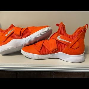 Mens size 17 Nike lebron soldier 12 TB ‘total orange’